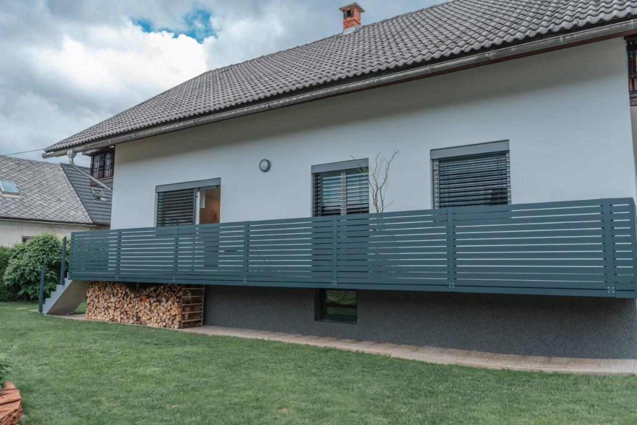 Apartma Lamberger Zirovnica 外观 照片